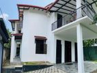 Kadawata House for Rent 4Bed