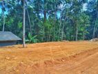 Kadawatha Ganemulla ප්‍රධාන මාර්ගයට 600mයි වටිනා බිම් කොටස් කිහිපයක්