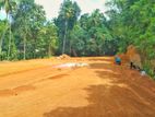 Kadawatha ගනේමුල්ල පාරට ආසන්නයෙන්ම වටිනා බිම්කොටසක්
