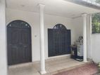 Kaduwela : 3 BR (10P) Luxury House for Sale in Korathota