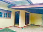 Kaduwela : 3BR (7.8P) Luxury House for Sale in Pahala Bomiriya