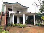 Kaduwela Makola 3 Br Upstair House for Rent