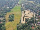 කැකනදුර නගරයෙන් ඉඩමක්