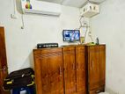කැලනියෙන් දෙමහල් නිවසක්