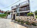 Kahathuduwa Build Luxury Three Story House for Sale