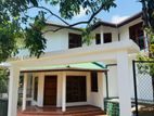 Kandy 05 Bed Room House for Sale
