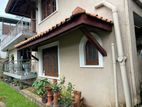 Kandy : 4BR (20P) Luxury House for Sale at Aniwaththa