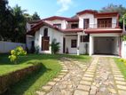 Kandy : 6 A/C BR (42.5P) Luxury House for Sale in Gurudeniya