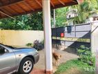 Kandy Peradeniya 2 Story House for Rent ( R- 07)