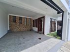 Katubadda Junction Luxury House for Sale