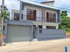 Katubadda Junction Luxury House for Sale