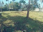 Katunayake Amandoluwa Airport Seeduwa bus road Facing Land for Sale