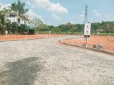 කදාන ගනේමුල්ල 376 පාර වෙල් යායකට මුහුණලා බිම් කොටස්