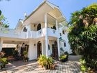 කඩුවෙල නගරයෙන් Luxury දෙමහල් නිවසක් / CA 12218