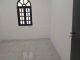 කඩවත තනිමහල් නිවසක්