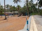 කඩවතට නුදුරින් බිම් කොටස් විකිණීමට