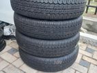 KDH Dunlop Tyre Set