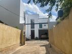 Kelaniya - Spacious House With Annex for rent