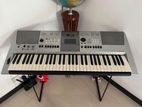 Yamaha PSR E413 Keyboard