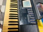 Yamaha Keyboard PSR330