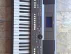 Yamaha PSR S670