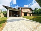 කහතුඩුවේ පිහිටි නවීන (Villa) වර්ගයේ නිවසක් විකිණීමට (ID : KHTD001S)