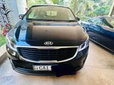 Kia Carnival Grand 2015