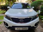 Kia Sorento 1-12 options P/white 2012