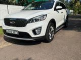 Kia Sorento 1-24 options 2016