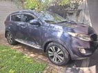 Kia Sportage Full option 2011