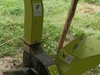 කිරි ගවයන් සදහා තණකොළ කැබලි කරන මැසිම