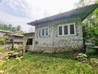 කිරිවත්තුඩුව හංදියට ආසන්නයෙන් ඉදිකරමින් පවතින වටිනා නිවසක් / KM 11056
