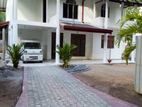 Kiriwathtuduwa 20pec 7Bed 2 Story House For Sale