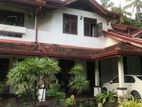 (KL896) 400 Perch Land With House for Sale in Seeduwa