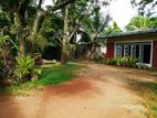 (KL965) 12 Perch Land with House for Sale in Ratmalana