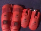 Boxing Knee Guard with Gloves