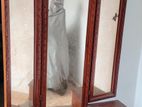 කණ්නාඩි මේසය