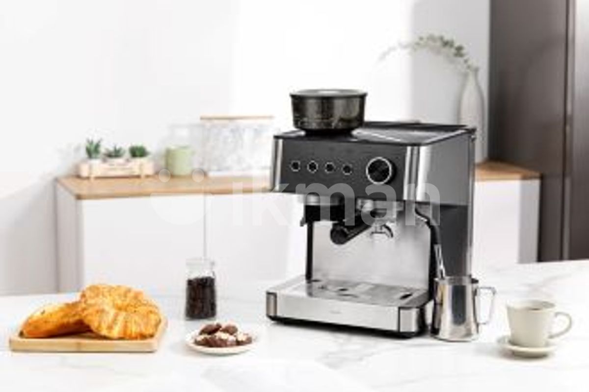 Kogan Espresso Barista Coffee Machine and Grinder KAESCOFFGRA for Sale in Wattala ikman