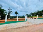 කොළඹ නුවර පාරට ලගින් කළගෙඩිහේන බිම් කොටස් කිහිපයක් විකිණීමට