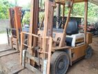Komatsu FD 20 Fork Lift