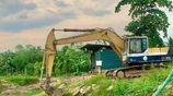 Komatsu PC200 Excavator