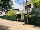 Kottawa : 3BR (10P) Luxury House for Sale in Makubura