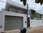 Kottawa Junction Luxury House for Sale