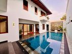 Kotte Luxe 3-Storey House for sale