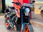 KTM Duke 125 Orange 2020