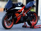 KTM RC 200 2018