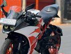 KTM RC 200 2018