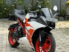 KTM RC 200 white 2020