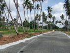 කුරුණෑගල පුත්තලම් පාරට අසන්නයෙන් ඉඩමක් විකිණීමට