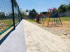 කුරුණැගල 05 පාරෙන් බිම් කොටස් විකිණීමට